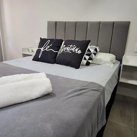 Loft Na Av. Meia Praia, Itapema Exterior photo