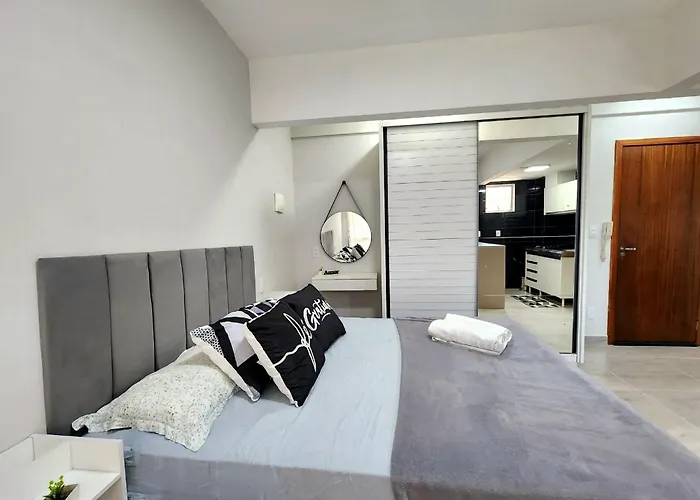 Loft Na Av. Meia Praia, Itapema