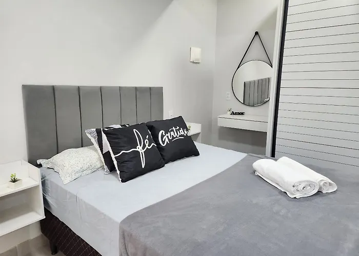 Loft Na Av. Meia Praia, Itapema