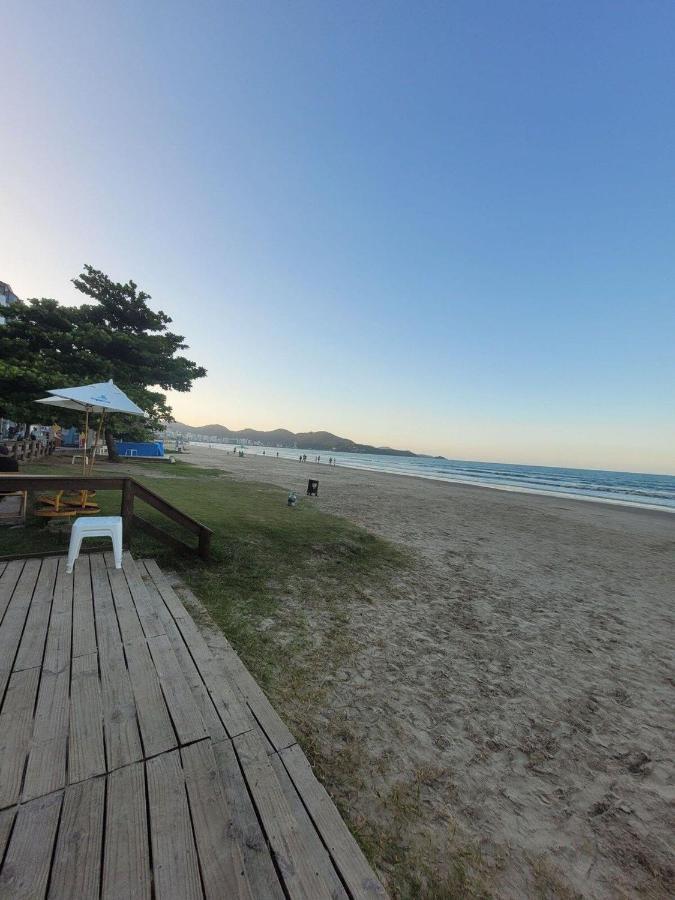 Loft Na Av. Meia Praia,