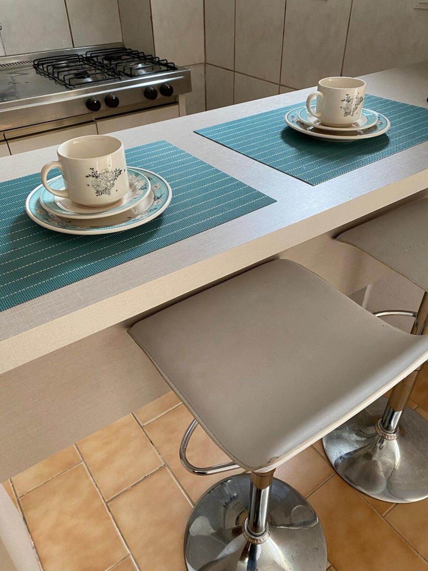 Loft Na Av. Meia Praia, Apartamento *